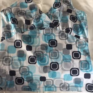 Halter geometric top